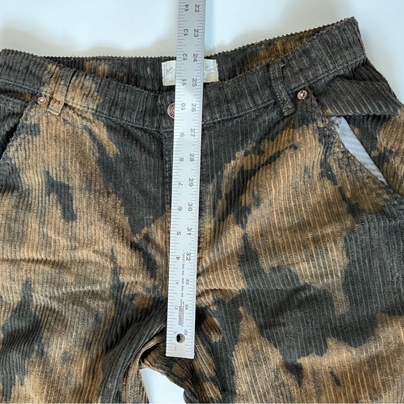 $128 We The Free By Free People Corduroy Acid Wash Pants Sz 28 - Picture 6 of 8